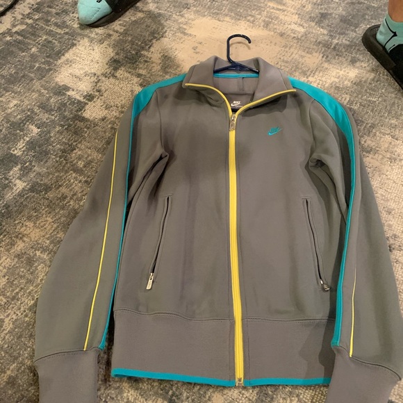 Nike track jacket - Picture 3 of 5